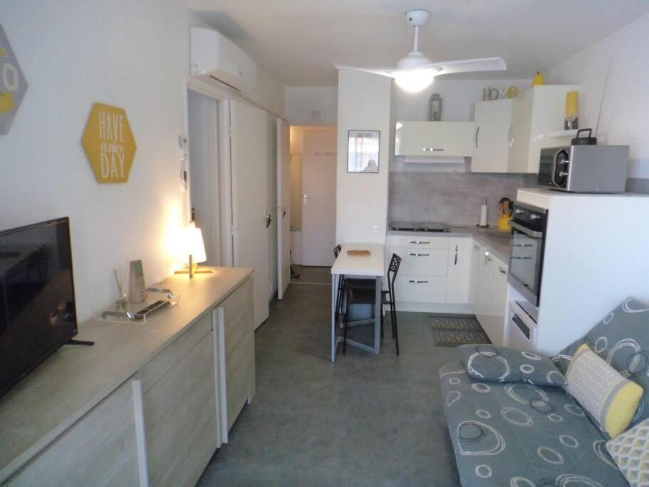 Appartement T3/ 500 M Du Marche De Noel /200 M De La Plage à Le Barcarès Extérieur photo